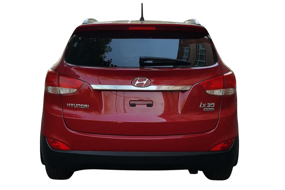 Hyundai IX-35 2010–2015 Brede chromen sierlijst boven de kentekenplaat Image