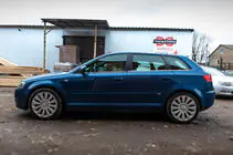 Audi A3 2003–2012 Onderste raamlijsten (RVS) foto 2