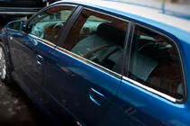 Audi A3 2003–2012 Onderste raamlijsten (RVS) foto 3