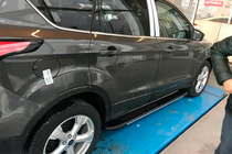 Ford Kuga/Escape 2013–2019 Side steps Bosphorus Grey (set van 2, aluminium) foto 5