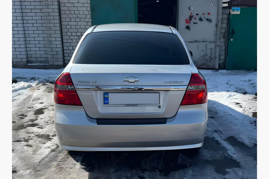 Chevrolet Aveo T250 2005–2011 Kunststof achterbumper diffuser met opstaande rand Mat, sedan - 4-deurs Image