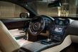 Premium sedan Jaguar XJ foto 5