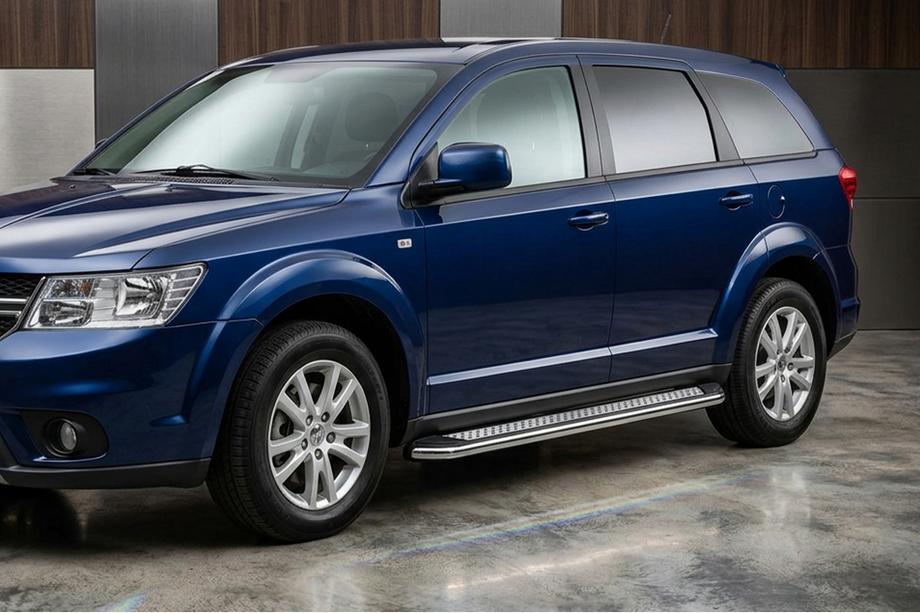Fiat Freemont 2011–2016 Zijtreden Maydos V2 (2 st., aluminium/RVS) Image