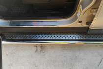 Ford Kuga/Escape 2013–2019 Maydos V2 side steps (2 stuks, aluminium + RVS) foto 7