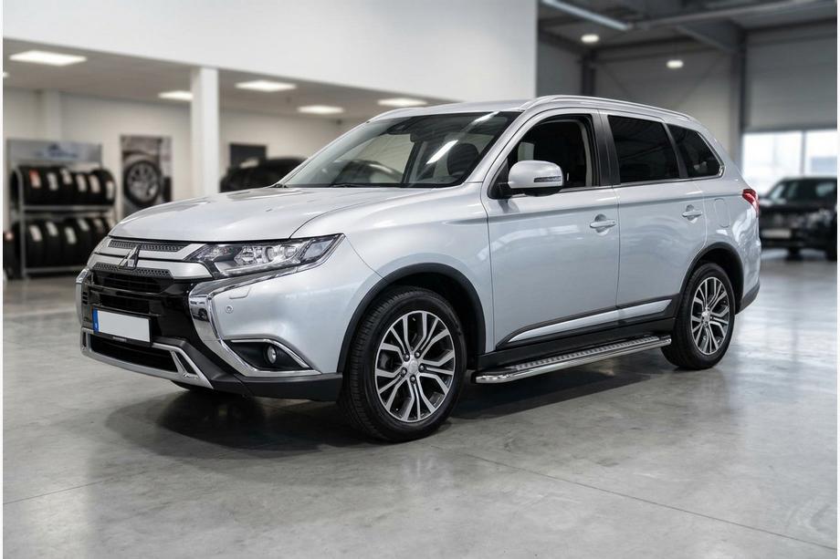 Mitsubishi Outlander 2012–2021 Zijtreden Maydos V2 (2 st., aluminium/RVS) Foto 1