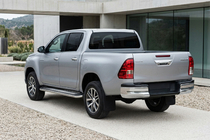 Toyota Hilux 2015– Zijtreden Maydos V2 (2 st., aluminium/RVS) foto 3