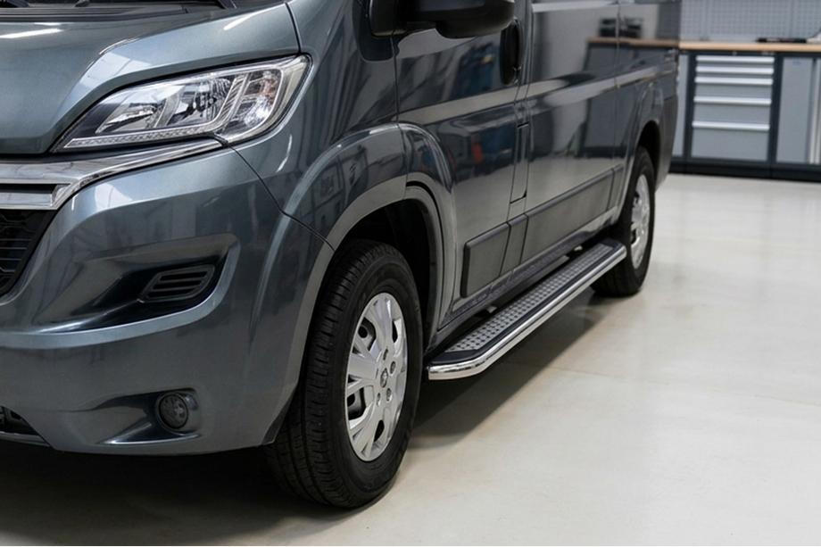 Citroen Jumper 2007–2025 Zijtreden Maydos V2 (2 st., aluminium/RVS) Image