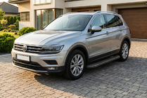 Volkswagen Tiguan 2016–2023 Side steps Bosphore Black (set van 2, aluminium) foto 1