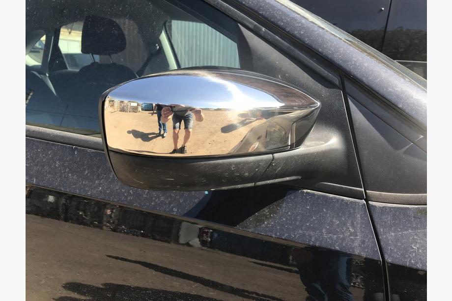 Volkswagen Polo 2010–2017 Chroom spiegelkappen Sedan (2 st., RVS) Image