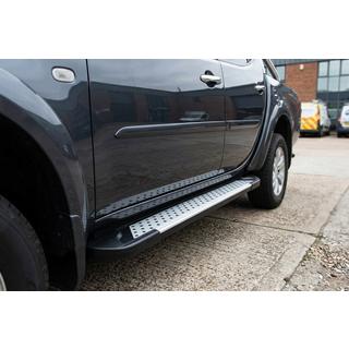 Side steps X5-type (set van 2, aluminium) foto 1