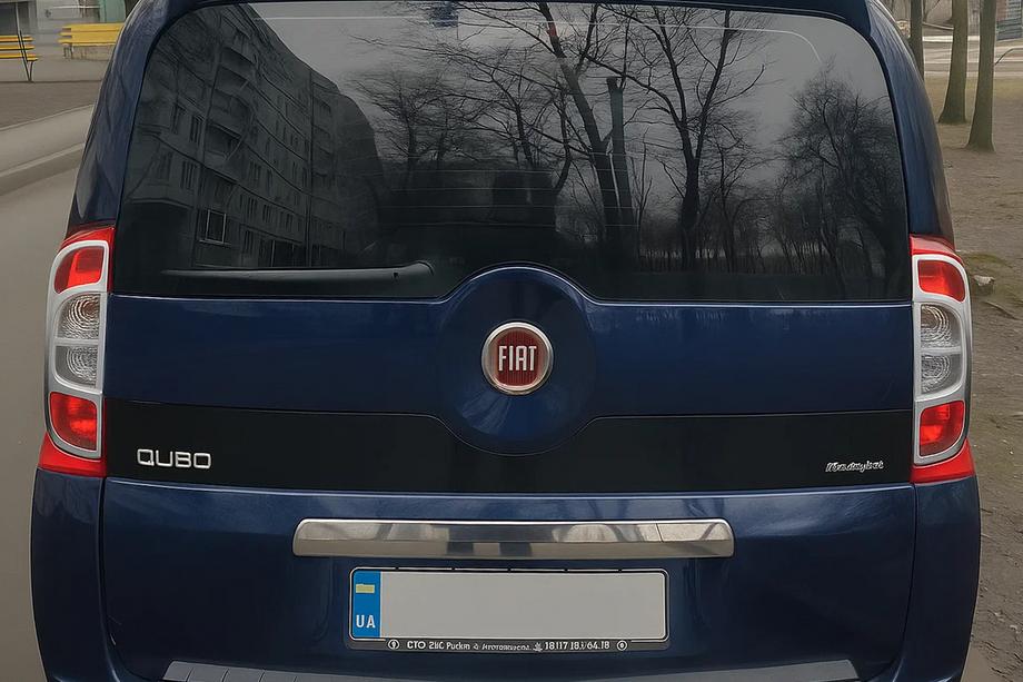 Citroen Nemo 2007–2017 RVS rechte achterlichtcovers (set 2 stuks) Image