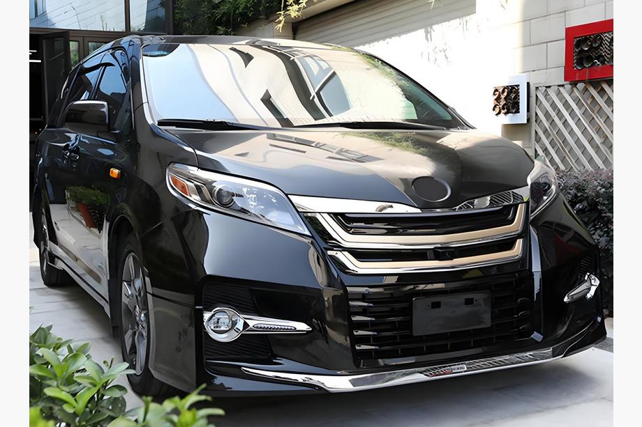 Toyota Sienna 2010–2020 GBT bodykit set Image