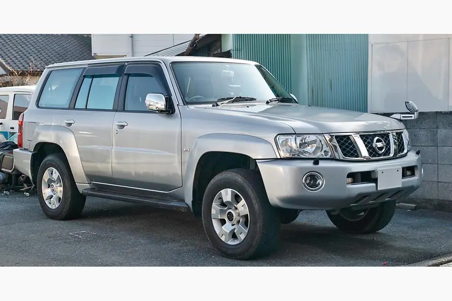 Nissan Patrol Y61 1997–2011 Safari bodykit set Image