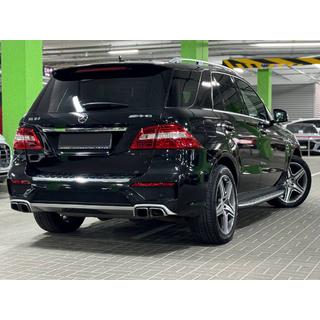 AMG ML63 bodykit set foto 4