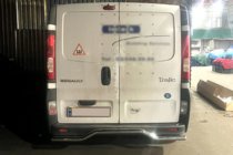Renault Trafic 2001–2015 Achterbeschermbeugel AK006 (RVS) foto 2