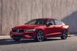 Review van de sedan Volvo S60 van de nieuwe generatie foto 7