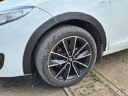 Renault Megane III 2009–2016 Wielkastlijsten (8 stuks, zwart) HB – metaal foto 2