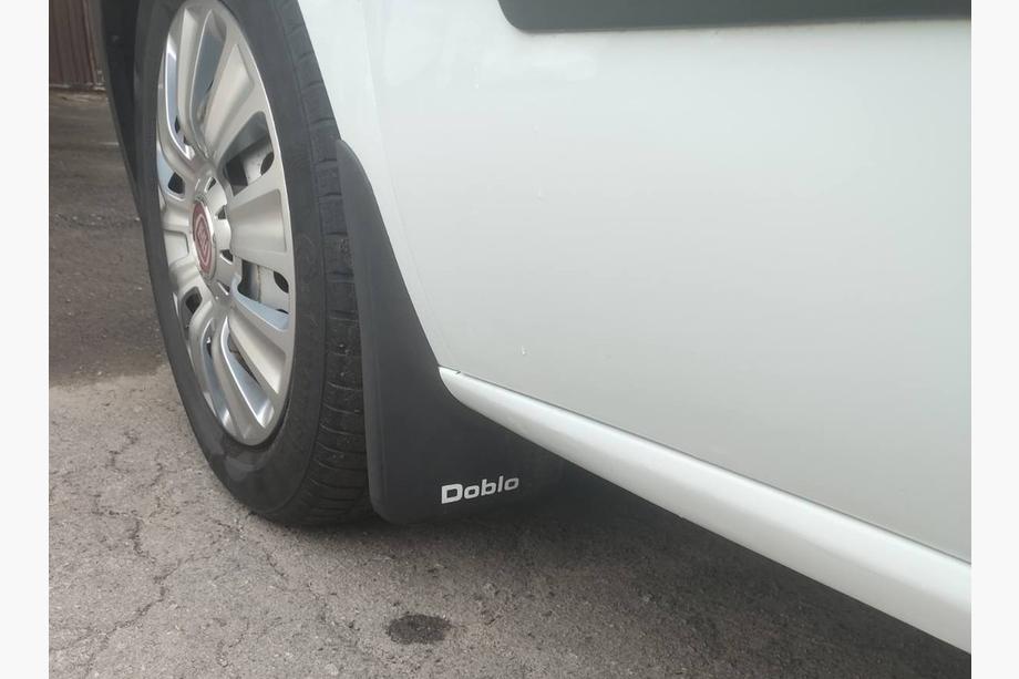 Fiat Doblo II 2010–2022 Premium spatlappen (Turkije) Voor Image