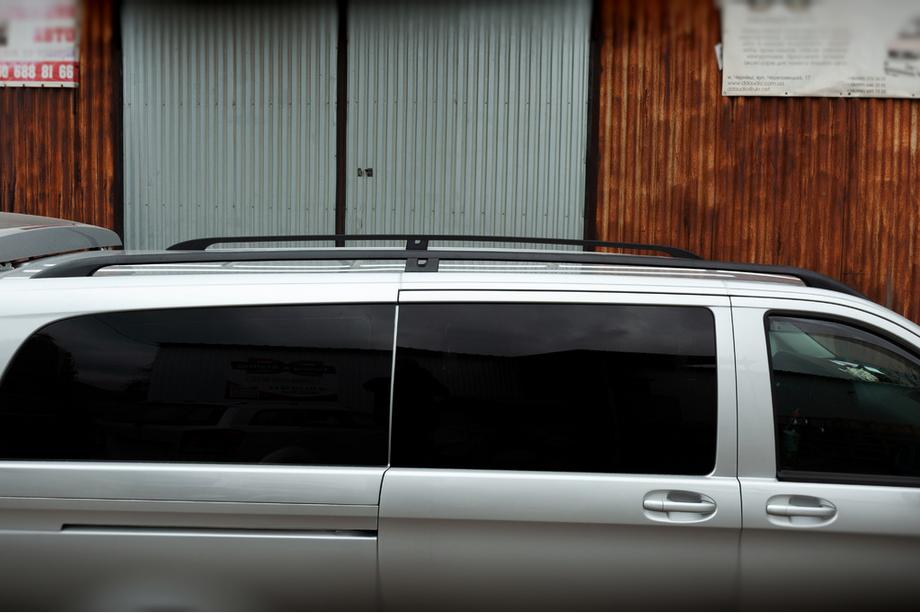Mercedes Vito/V-klasse W447 2014– Zwarte dakrails CAN origineel design (metalen voeten) Lange wielbasis (EXTRALONG) Foto 4