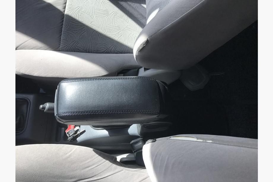 Ford Connect 2006–2009 Armsteun Foto 3