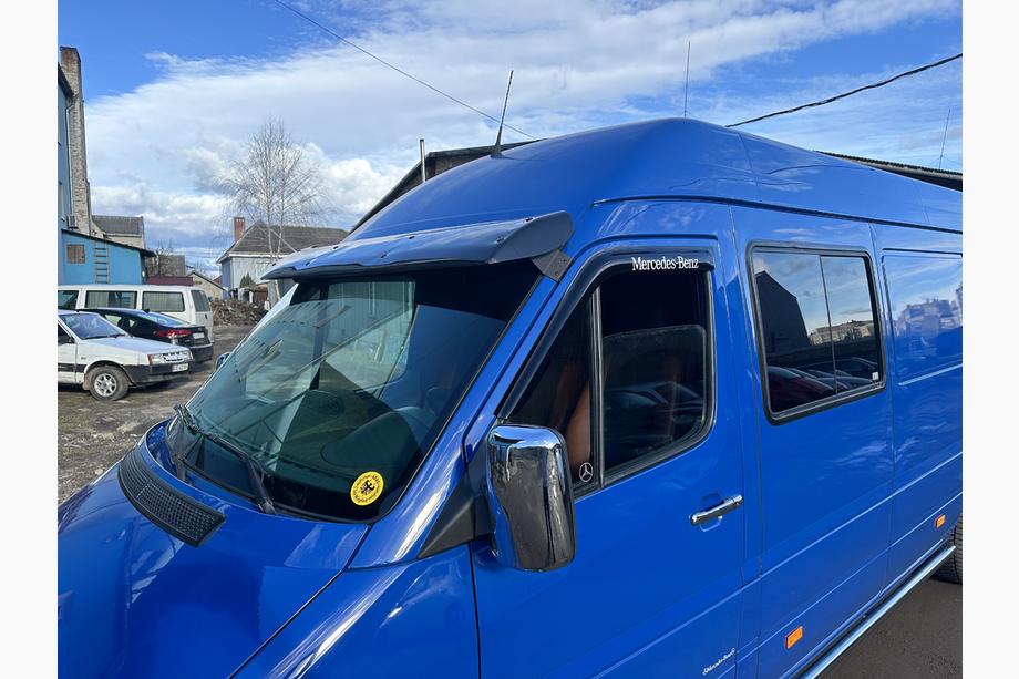 Mercedes Sprinter W901/902/903/904/905 1995–2006 Voorruitvizier (zwart hoogglans, 5 mm) Foto 3