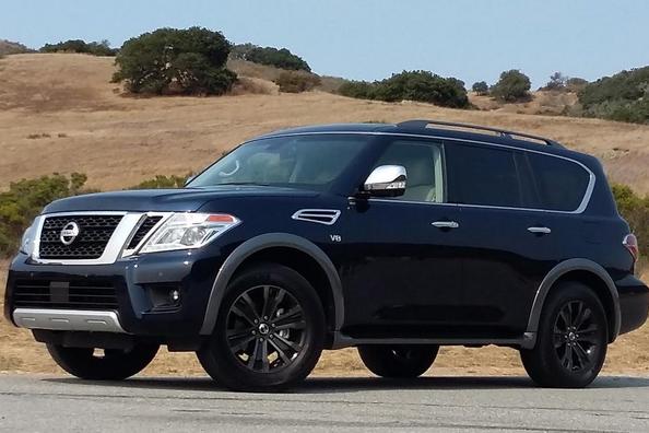 Review van de Nissan Armada van de tweede generatie Foto 5