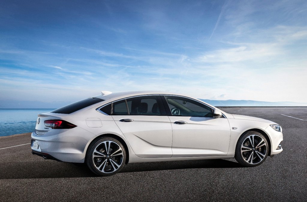 Review van de Opel Insignia liftback