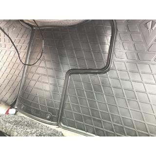 Rubberen vloermatten (3-delig, Stingray) Volkswagen Crafter 2006–2016 foto 4