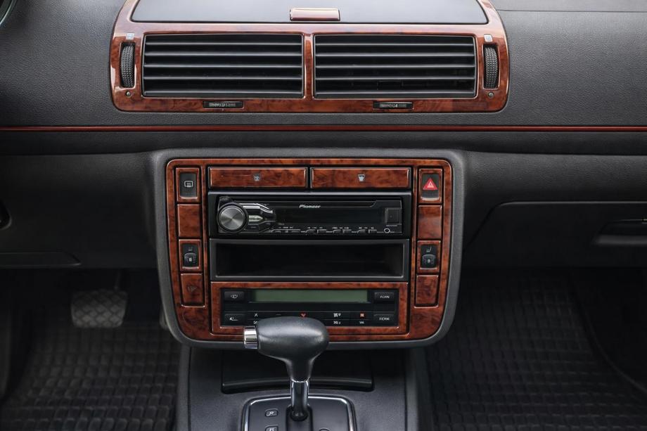 Ford Galaxy 1995–2006 Dashboard sierlijsten Image