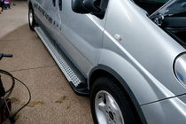 Nissan Primastar 2002–2014 Side steps X5-type (set van 2, aluminium) foto 2