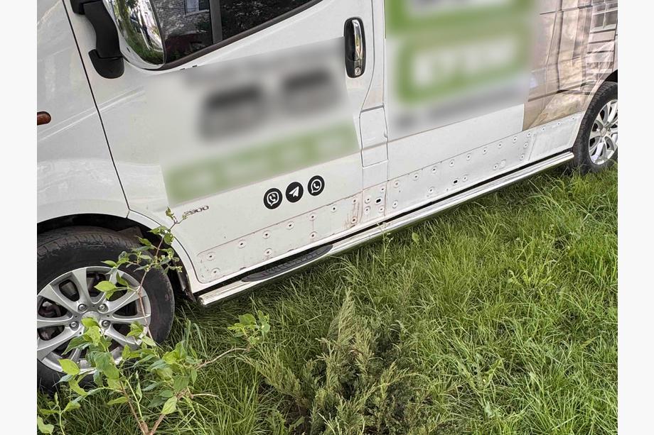 Nissan NV300/Primastar 2016– Sidebars (2 stuks, RVS) 70 mm, korte wielbasis Foto 6