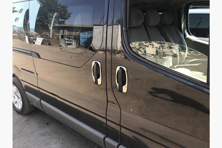 Renault Trafic 2001–2015 RVS deurgreep omlijsting (4 stuks) Foto 9
