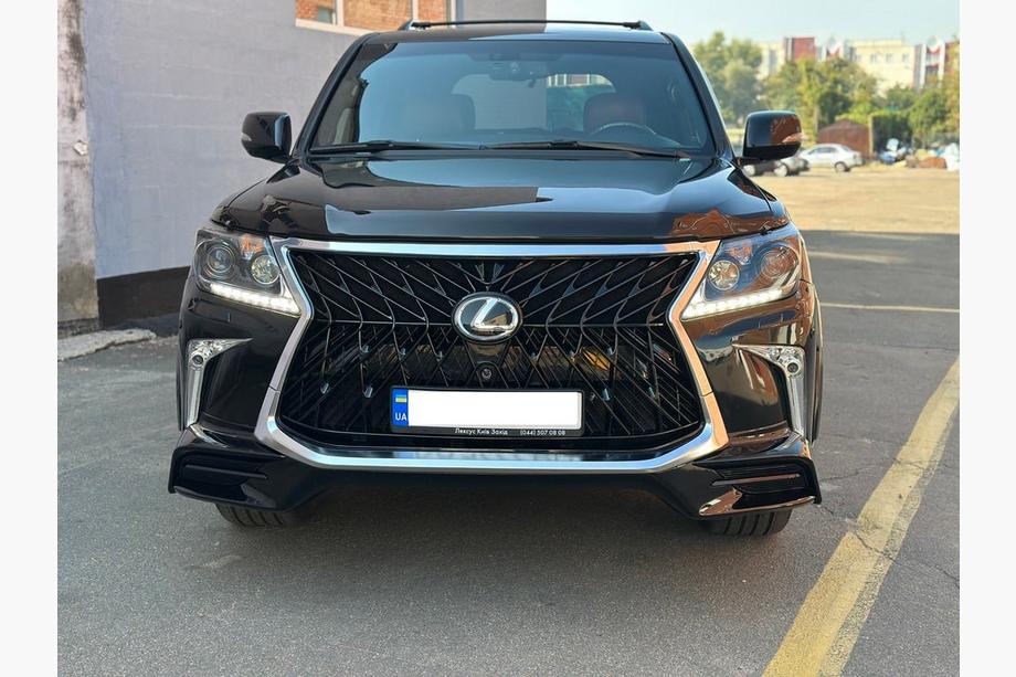 Lexus LX570/450d 2008–2022 Voorbumper voor 2008-2015 in facelift-stijl (spuitklaar) Image