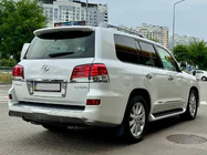 Lexus LX570/450d 2008–2022 Auto facelift ombouwset 2008-2012 naar 2012-2016 F-Sport foto 24