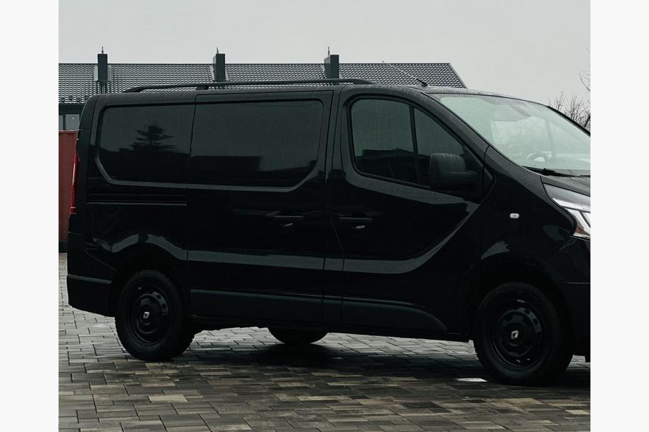 Nissan NV300/Primastar 2016– Zwarte dakrails Korte wielbasis, kunststof poten Foto 2