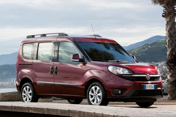 Review van de vijfzits Fiat Doblo compacte bestelwagen Foto 2