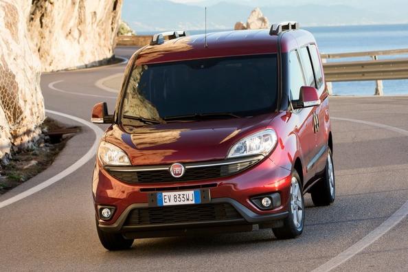 Review van de vijfzits Fiat Doblo compacte bestelwagen Foto 3