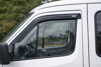 Volkswagen LT 1995–2006 Raamwindschermen (2 stuks, Niken) foto 1