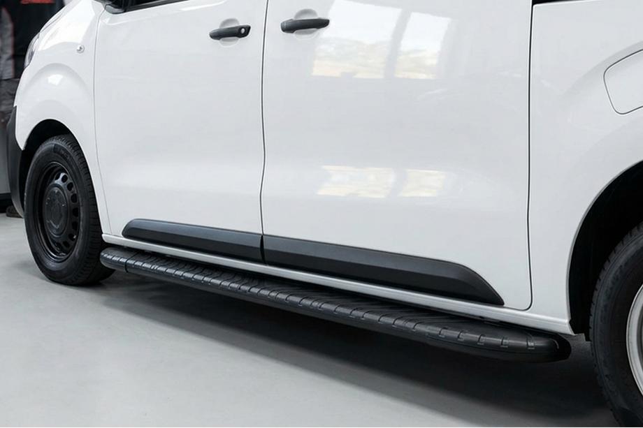 Peugeot Traveller 2017– Bosphorus Black side steps (2 stuks, aluminium) Image