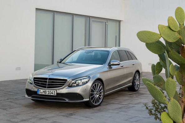 Review van de vernieuwde Mercedes-Benz C-class stationwagen (4e generatie)