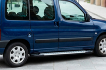 Peugeot Partner 1996–2008 Zijsteps Allmond Grey (2 stuks, aluminium) foto 1