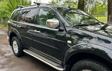 Mitsubishi Pajero Sport 2008–2015 Zijtreden Maydos V2 (2 st., aluminium/RVS) foto 4