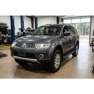 Allmond Black zijtreden (2 st., aluminium) Mitsubishi Pajero Sport 2008–2015 foto 1