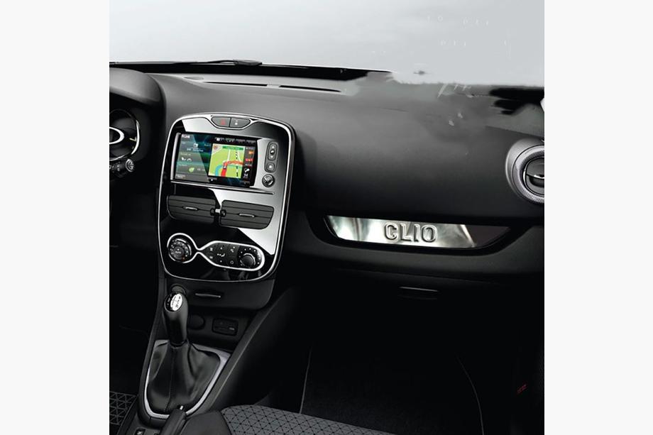 Renault Clio IV 2012–2019 RVS sierlijst voor de voorzijde van de middenconsole Foto 1