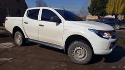 Mitsubishi L200 2015–2024 Premium side steps (2 st., RVS) Ø60 foto 2