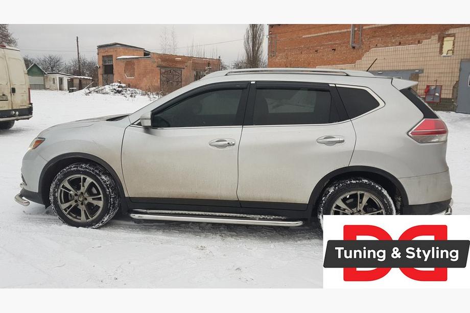 Nissan X-trail T32/Rogue 2014–2021 Premium side steps (2 st., RVS) Image