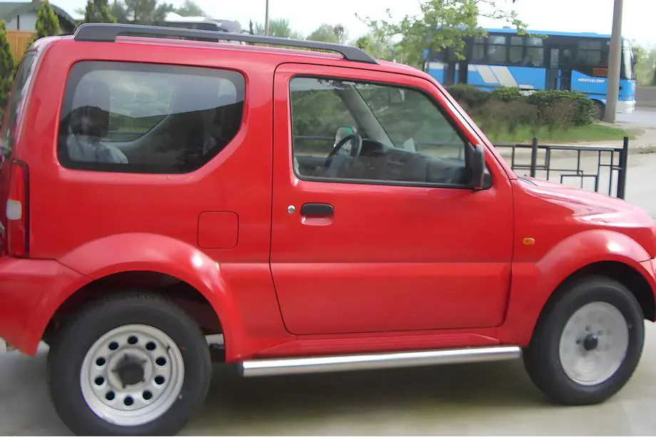 Suzuki Jimny 1998–2018 Sidebars (set van 2, RVS) Foto 1