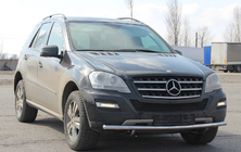 Mercedes ML W164 2005–2011 Voorbumperbescherming ST008 (RVS) foto 2