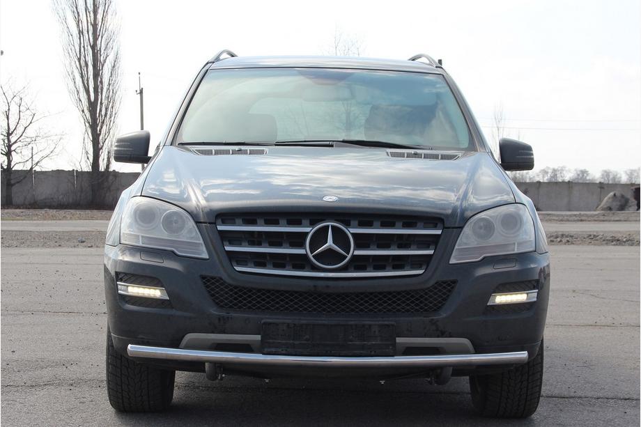Mercedes ML W164 2005–2011 Voorbumperbescherming ST008 (RVS) Image