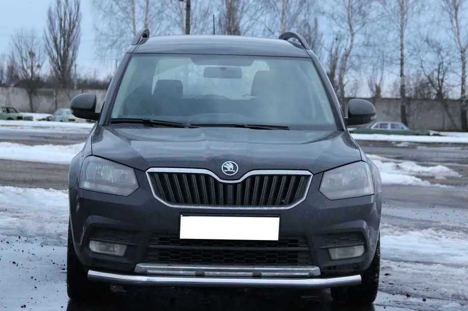 Skoda Yeti 2009–2017 Voorbumperbescherming ST008 (RVS) Image